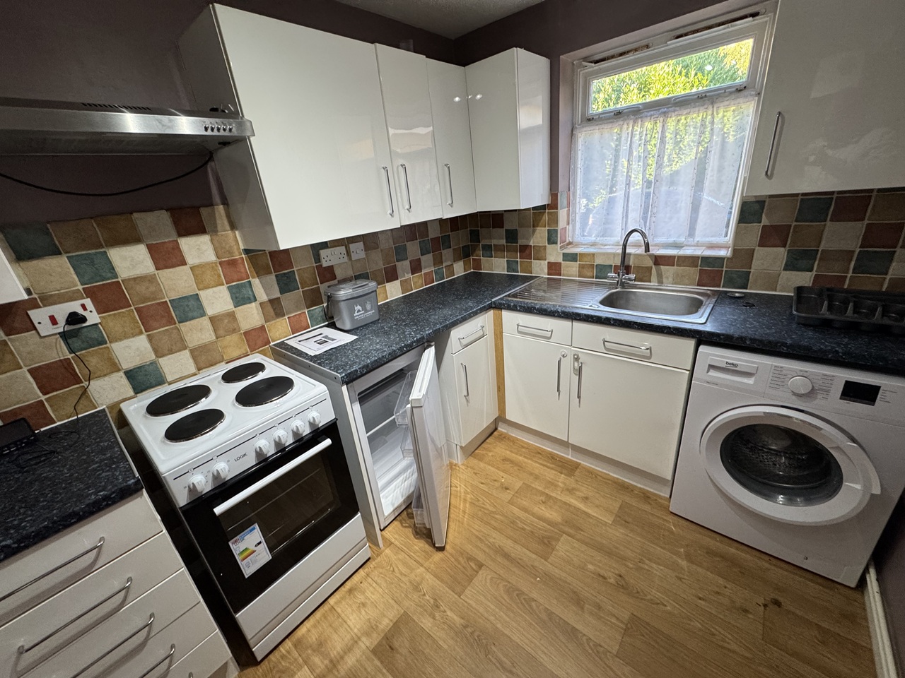 2 Bed Flat, Cherry Hinton, CB1 photo 5