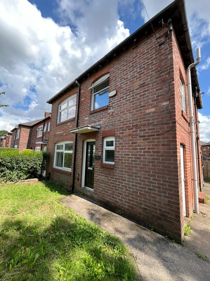 4 Bed Semi-Detached House, Littleton Road, M7