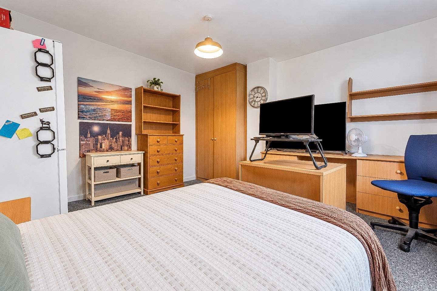 2 Bed Flat, Otley Old Road, LS16 photo 2
