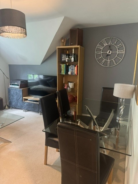 3 Bed Flat, West Bridgford, NG2 photo 4