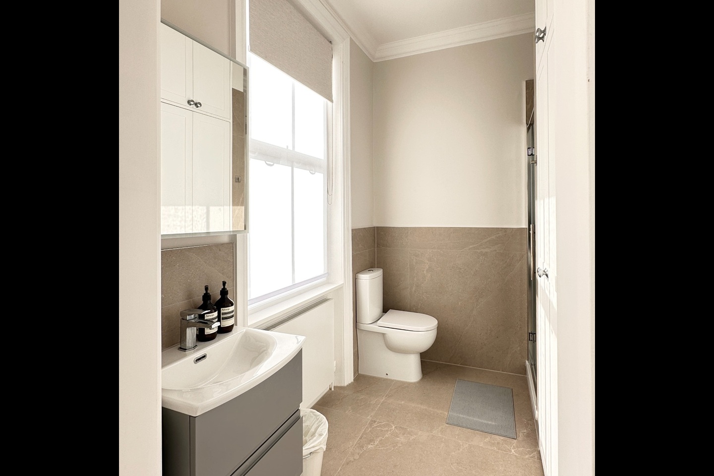 Studio Flat, Draycott Place, SW3 photo 5