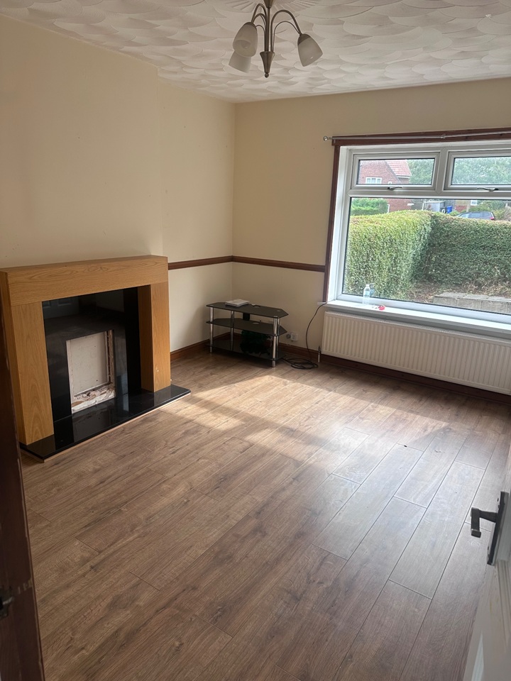 2 Bed Semi-Detached House, Masters Crescent, S5