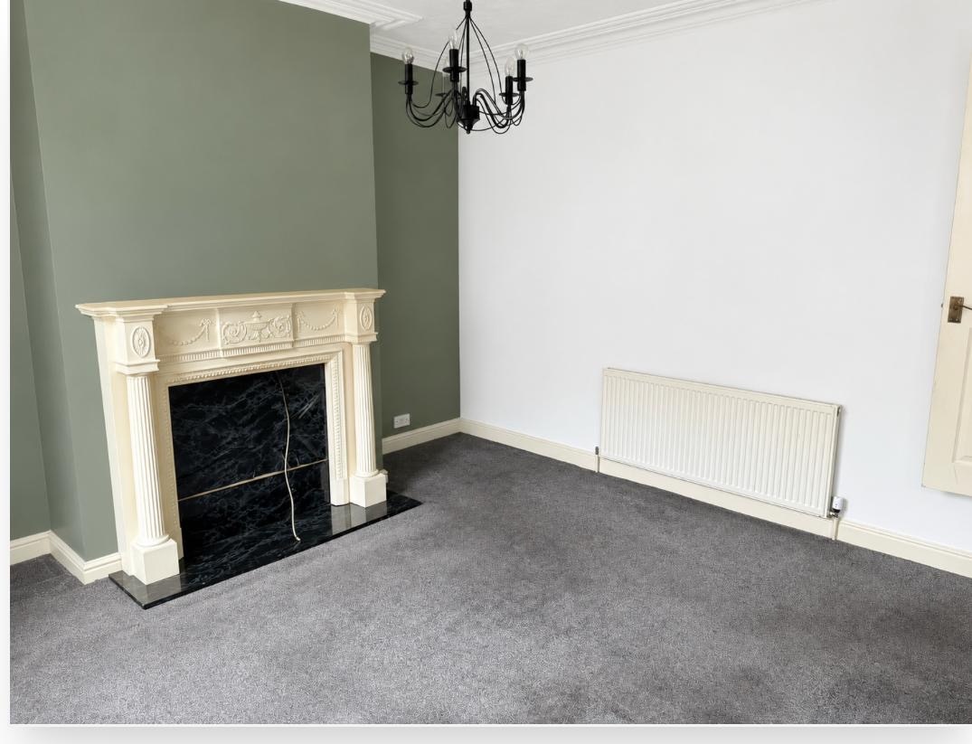 2 Bed Terraced House, Woodview Mount, LS11