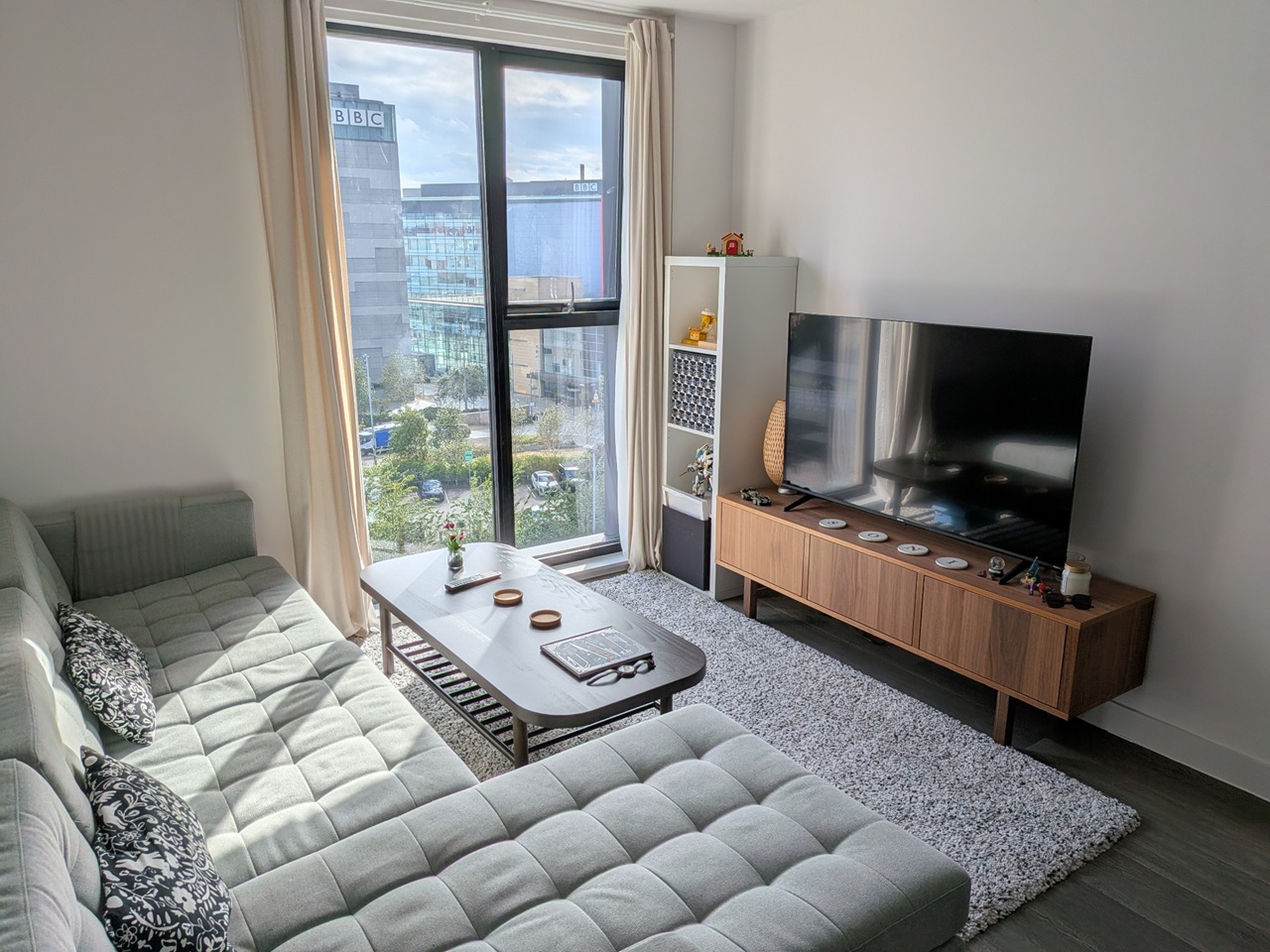 2 Bed Flat, Red, M50