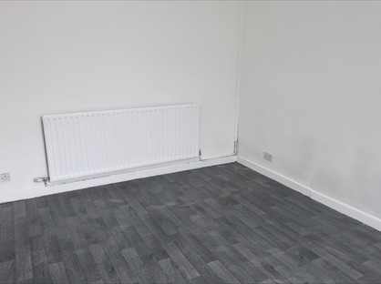 2 Bed Terraced House, Whiteacre Road, OL6