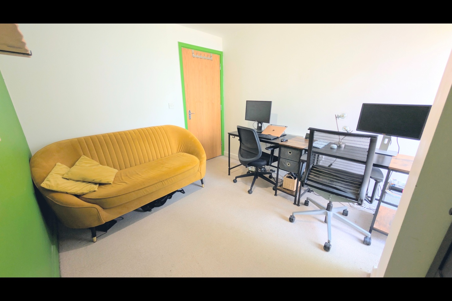 2 Bed Flat, Midland Mews, BS2 photo 5
