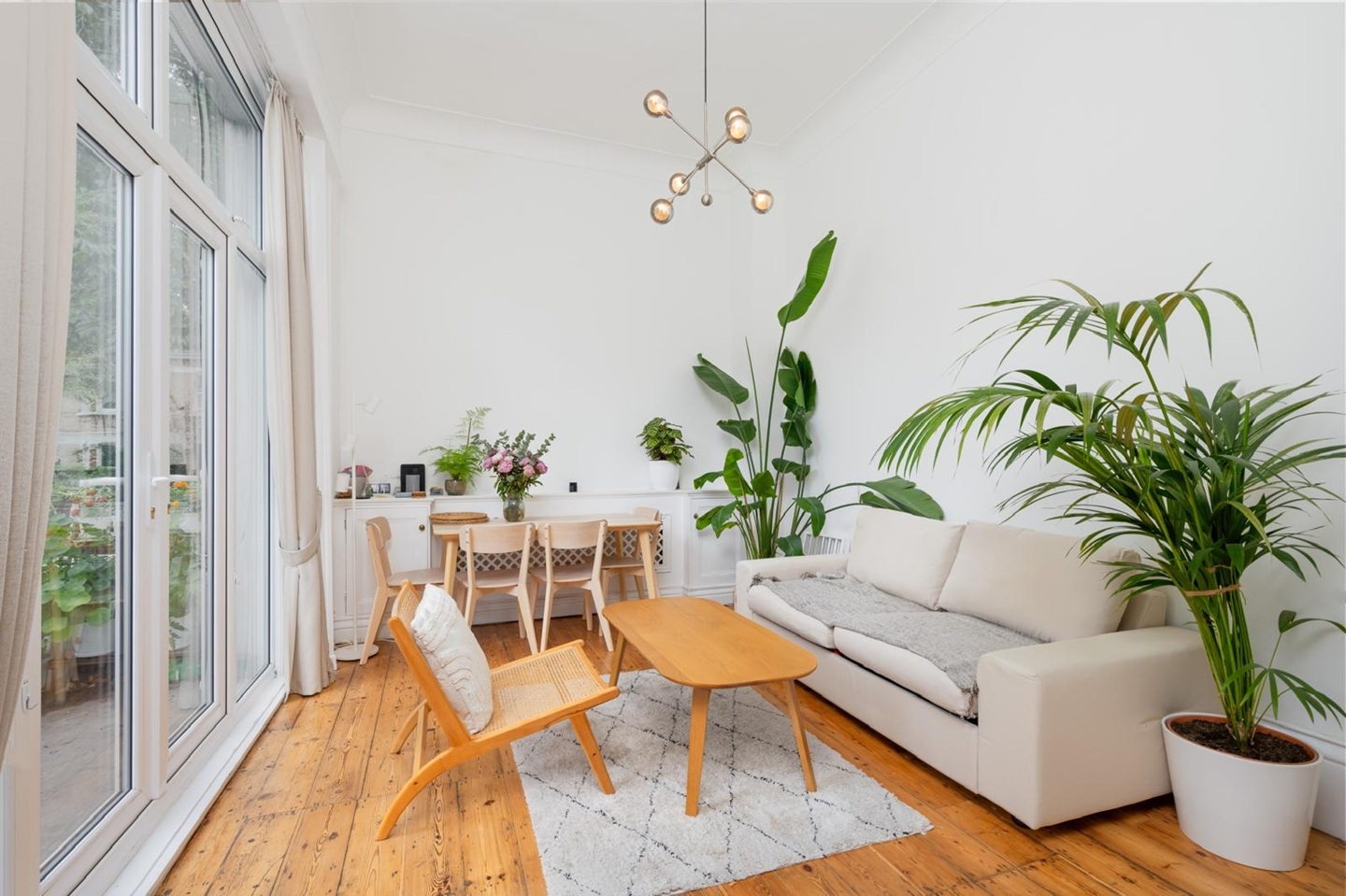 1 Bed Flat, Grove Court, SW4