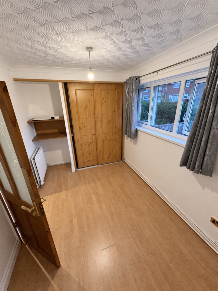 2 Bed Flat, Beechley Drive, CF5 photo 3
