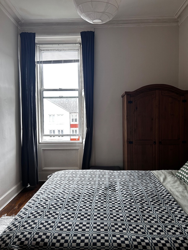 2 Bed Flat, Dean Park Street, EH4 photo 4