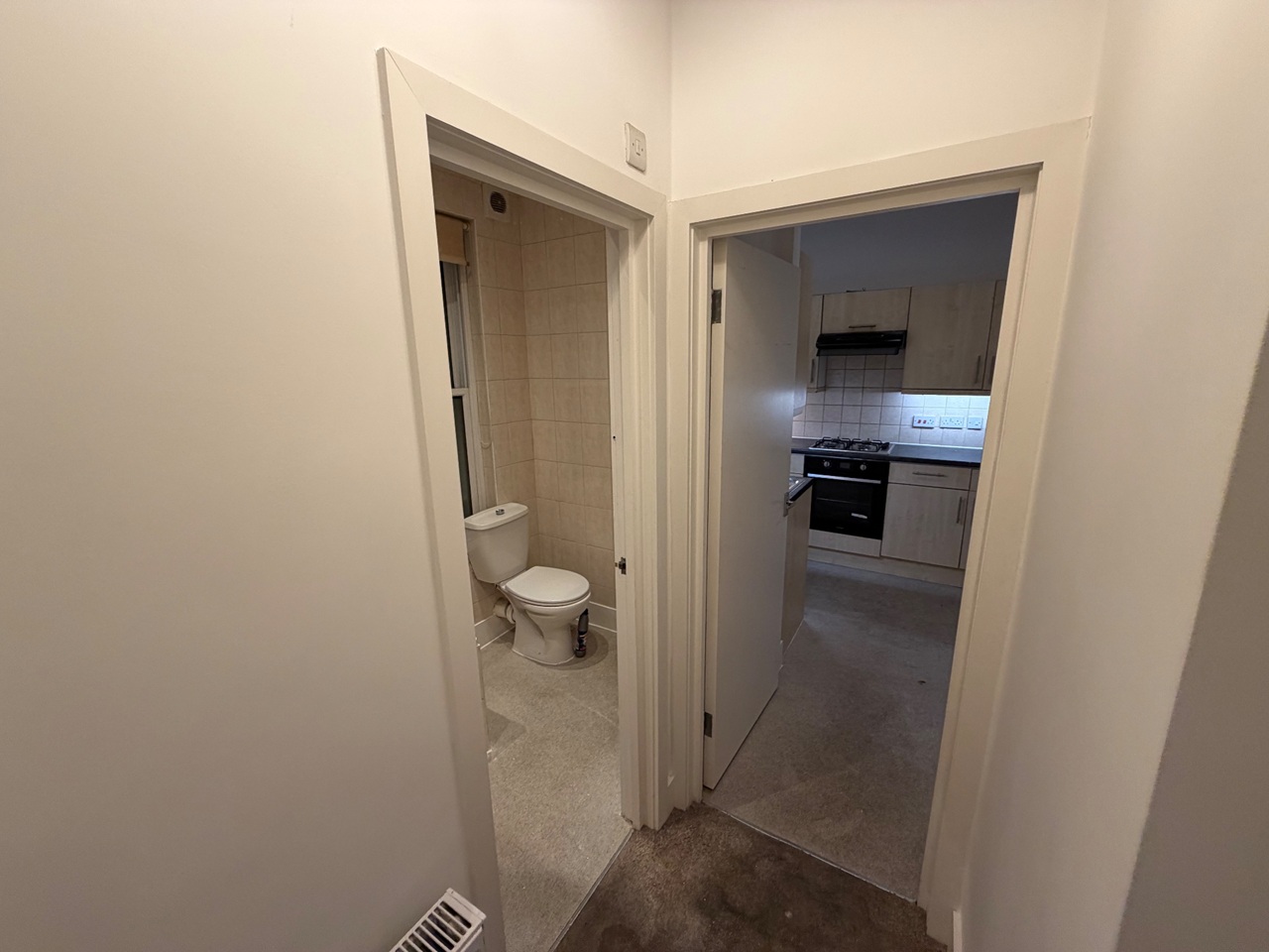 2 Bed Flat, Holloway Road, N19 photo 5