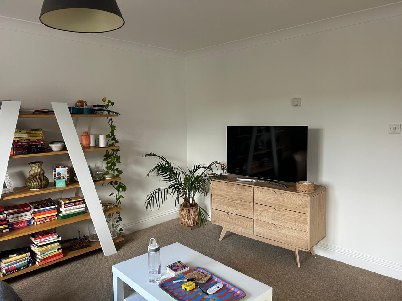 2 Bed Flat, Sherard Court, N7 photo 2