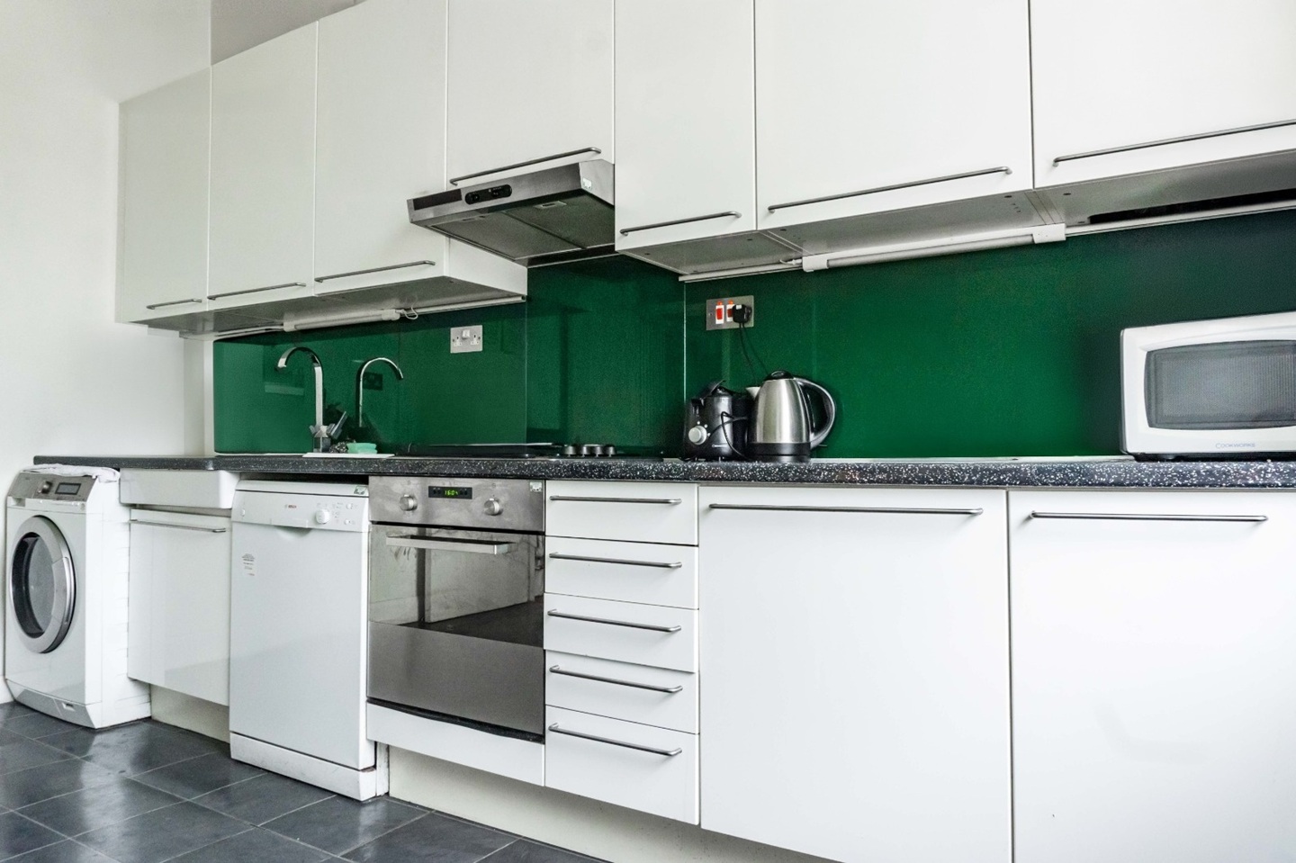 Room in a Shared Flat, Coldharbour Lane, SE5 photo 4
