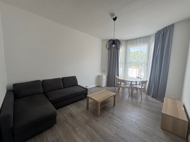 1 Bed Flat, Talgarth Road, W14