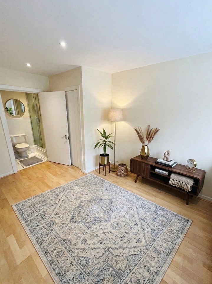 Room in a Shared Flat, Mill Pond Close, SW8 photo 2