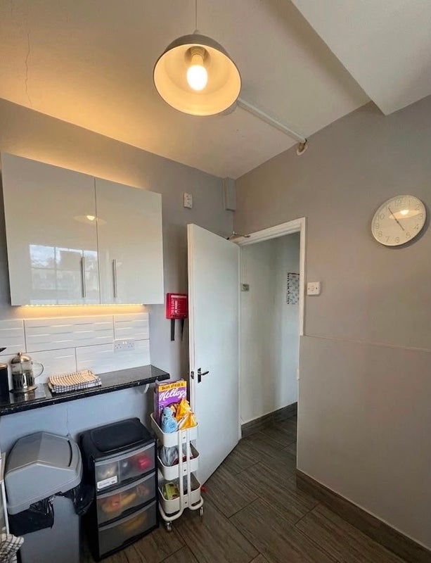 Room in a Shared Flat, Clive House, SW8 photo 4