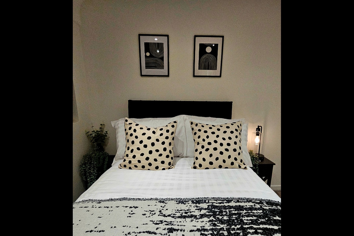 1 Bed Flat, Rodney St, L1 photo 3