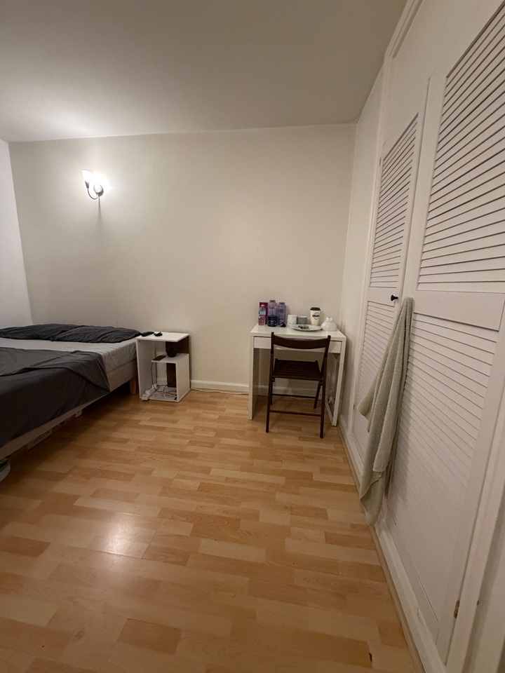 Room in a Shared Flat, Bramshurst, NW8 photo 5