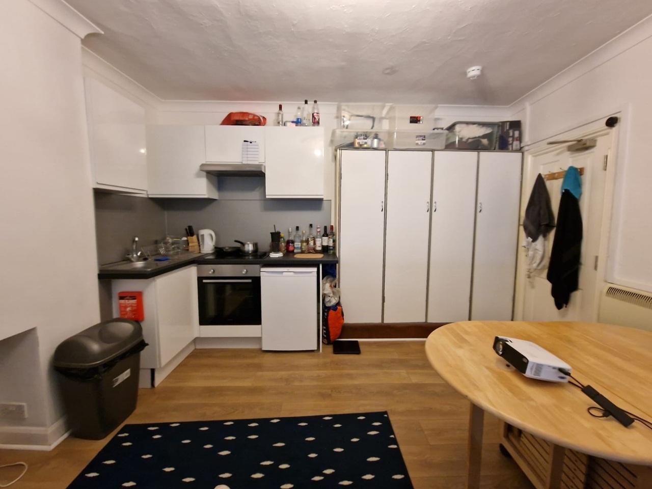 Studio Flat, Sackville Road, BN3 photo 2