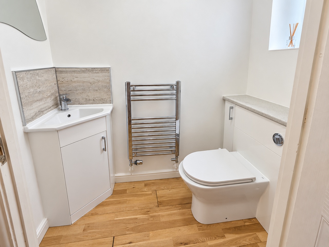 4 Bed Terraced House, Vanbrugh Lane, BS16