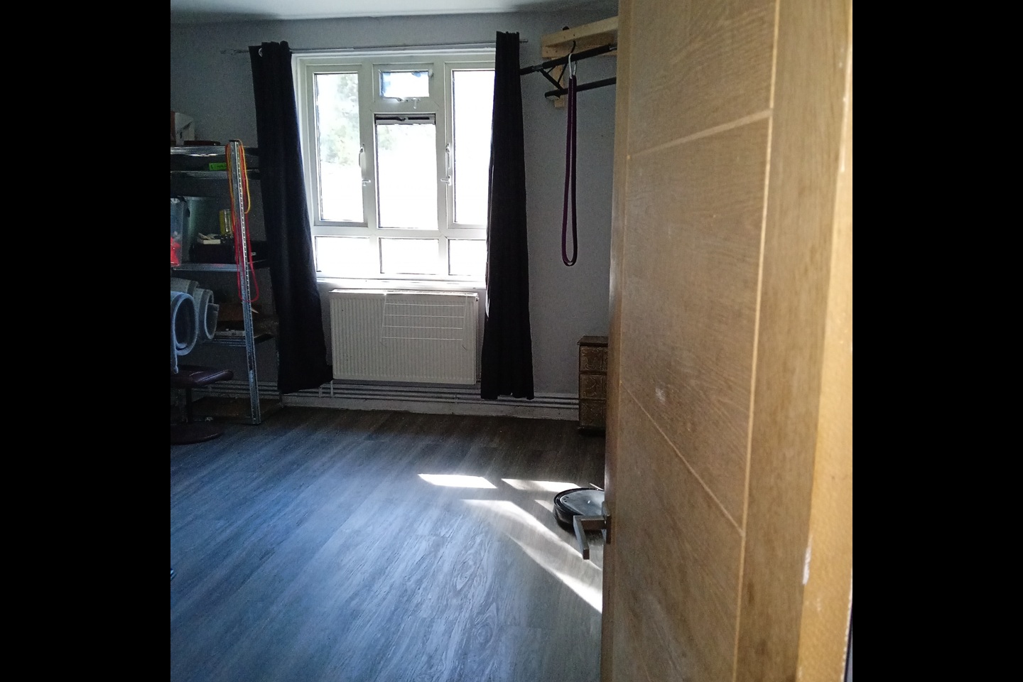 Room in a Shared Flat, Paris House, E2