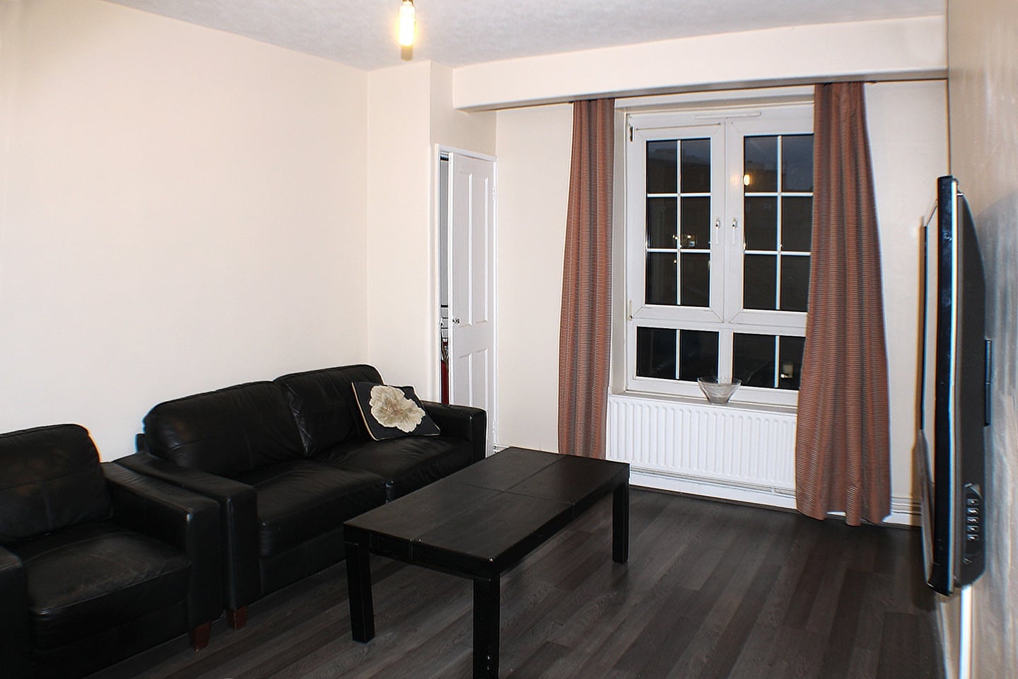 4 Bed Flat, Ross House, E1W