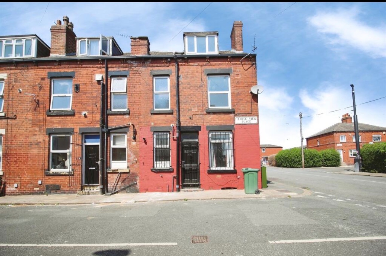 2 Bed End Terrace, Temple View Place, LS9