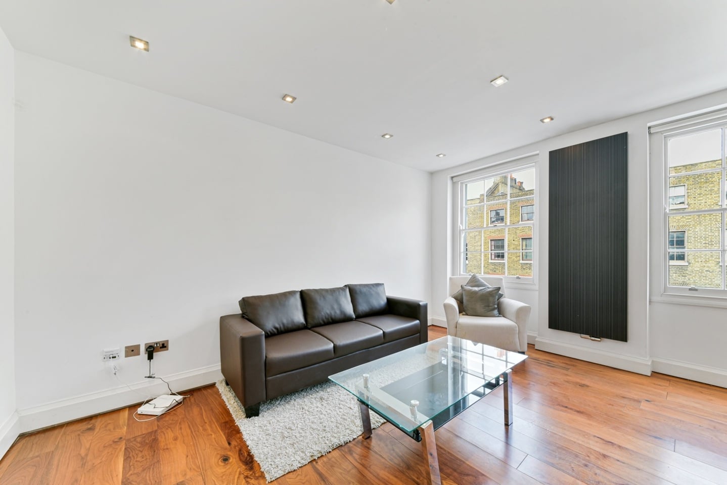 1 Bed Flat, Grafton Way, W1T photo 2