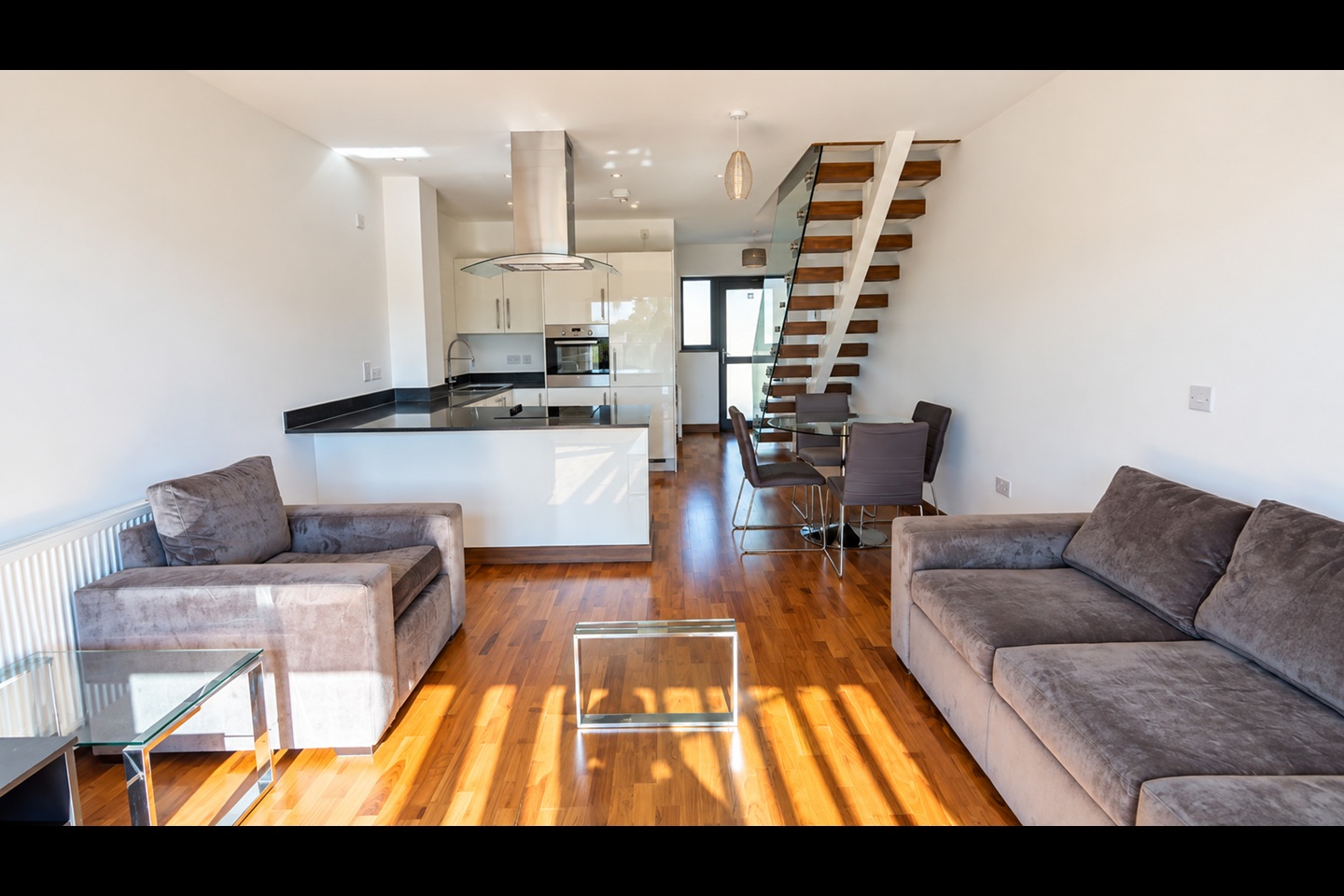 2 Bed Flat, Flamsteed Close, CB1