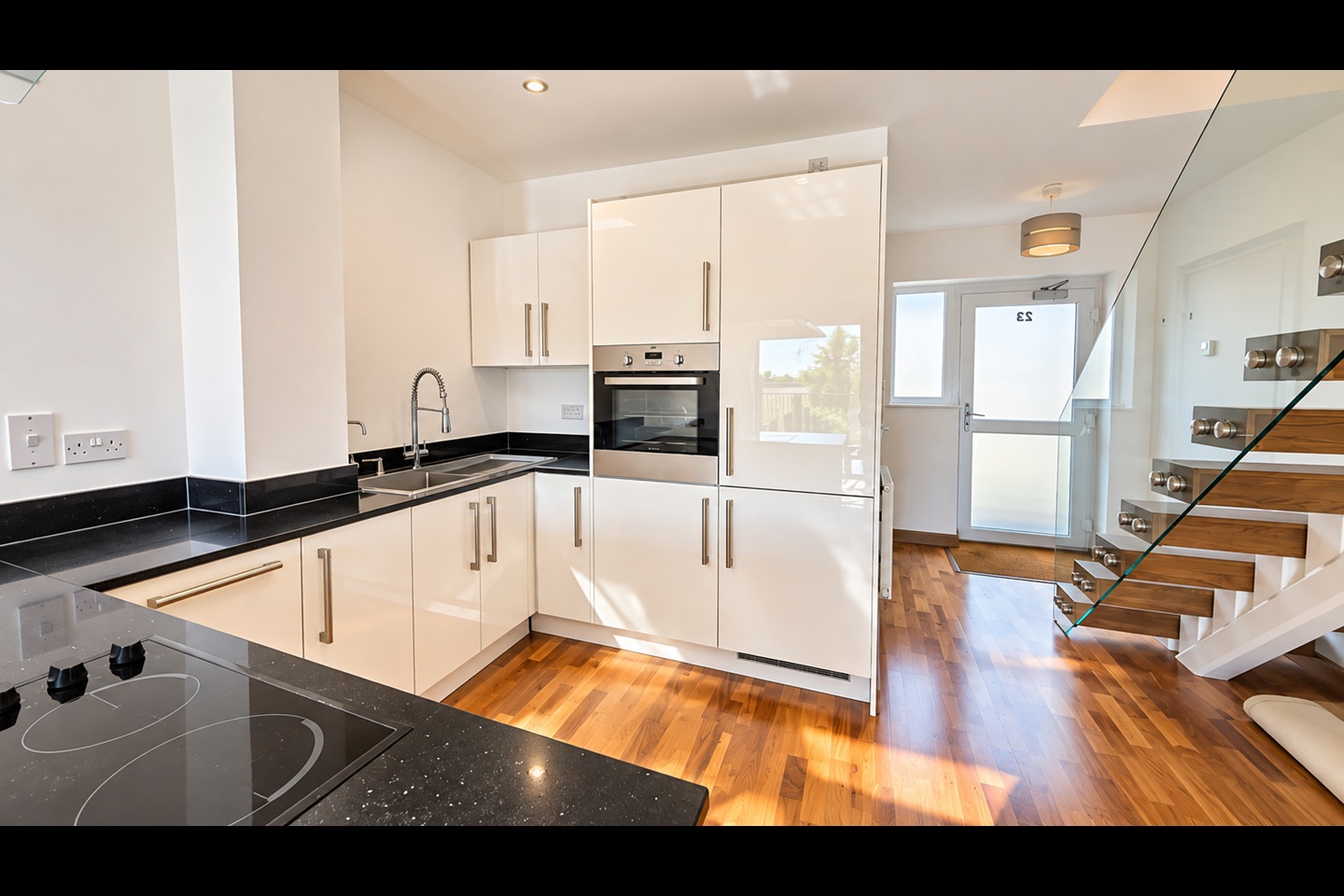 2 Bed Flat, Flamsteed Close, CB1 photo 2