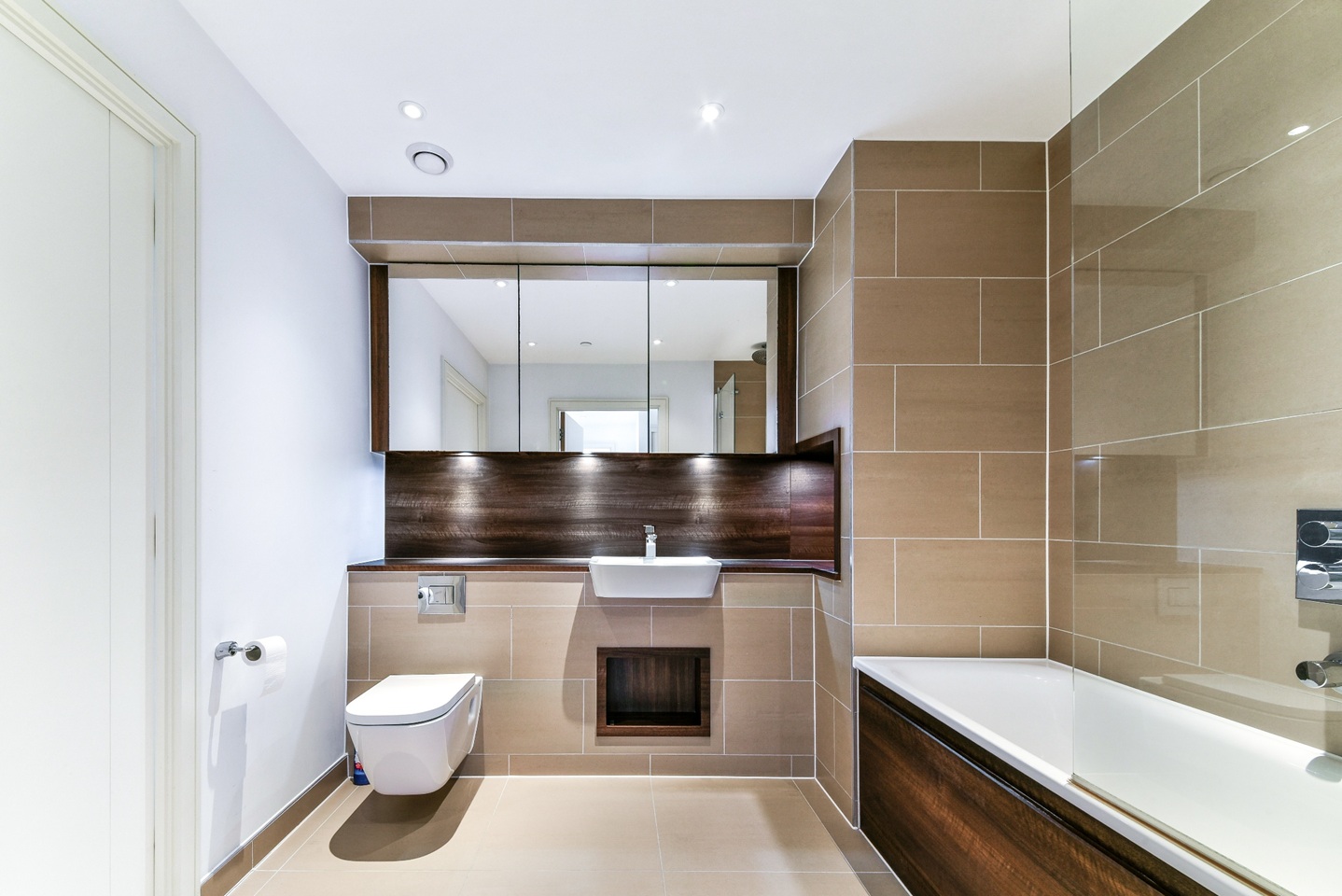 2 Bed Flat, Queensland Road, N7 photo 5