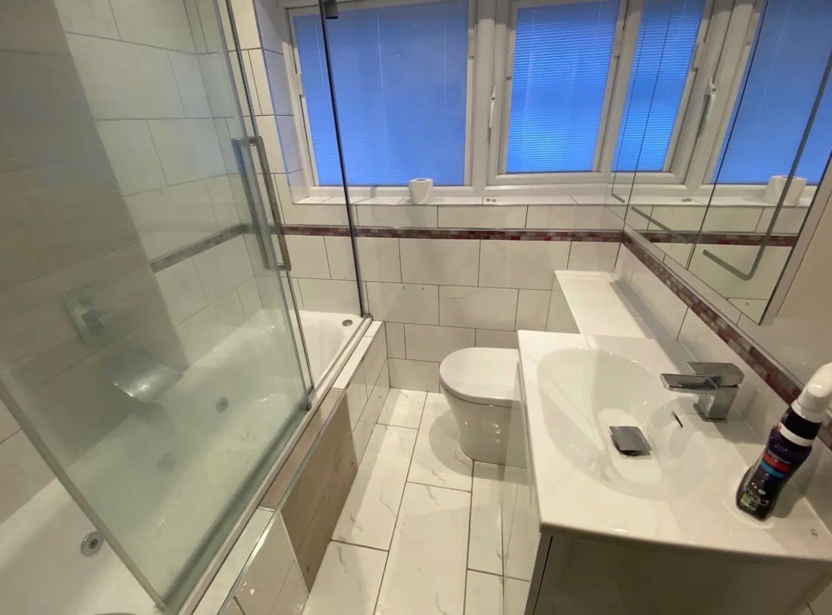 Room in a Shared House, Amberley Green, B43