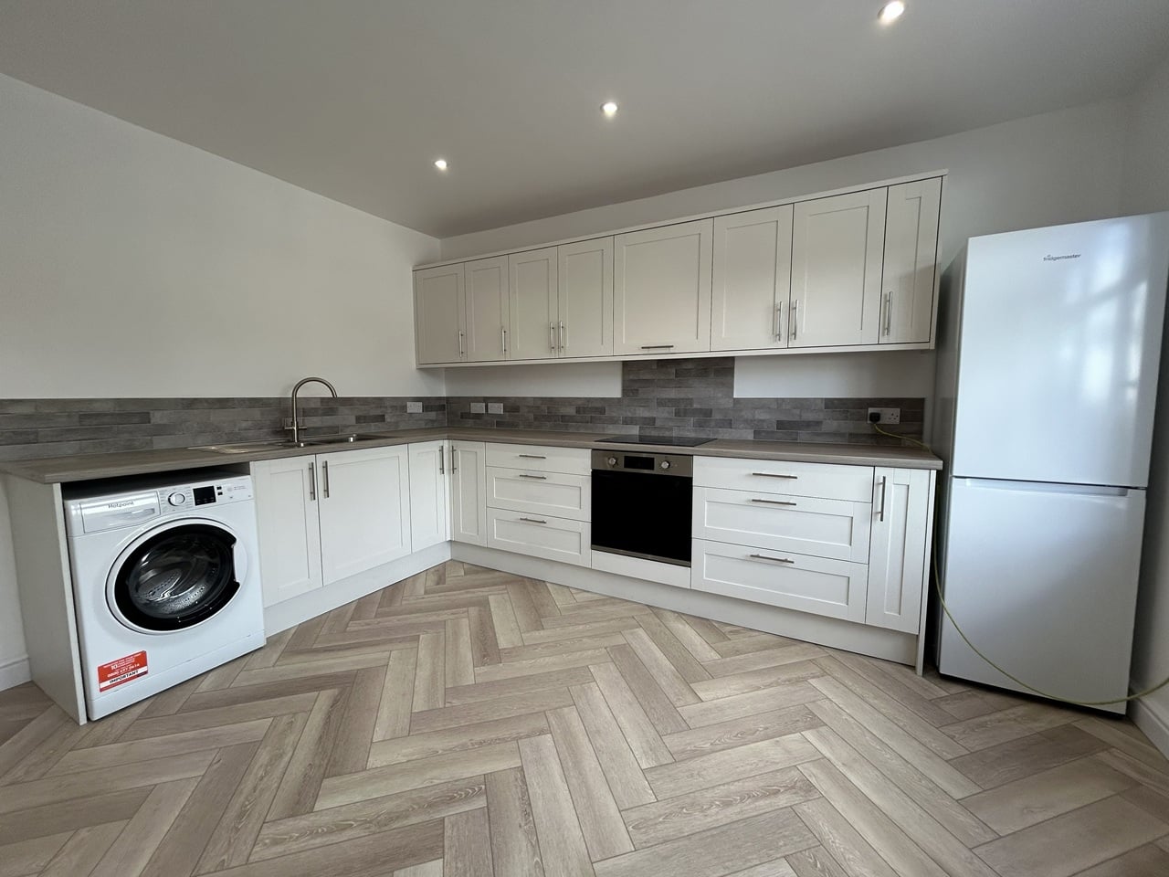 3 Bed Maisonette, Druid Hill, BS9 photo 2