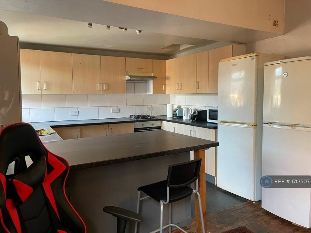 Room in a Shared Flat, Wavertree, L15 photo 4