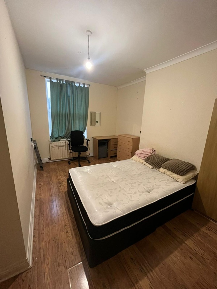 Room in a Shared House, Haddon Road, LS4