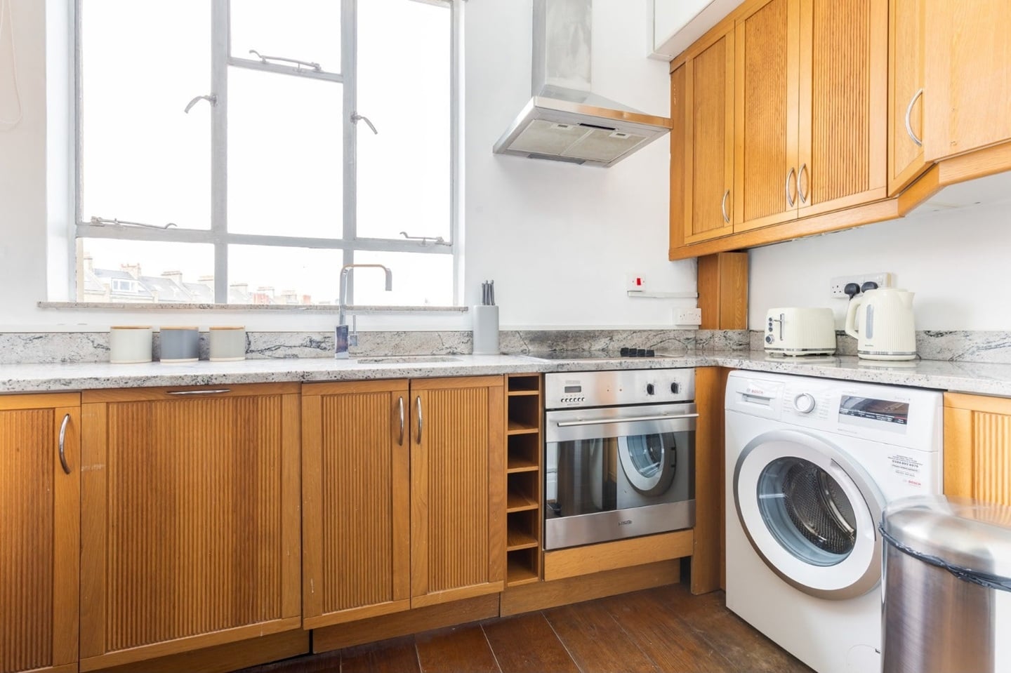 2 Bed Flat, St. Georges Terrace, NW1 photo 4