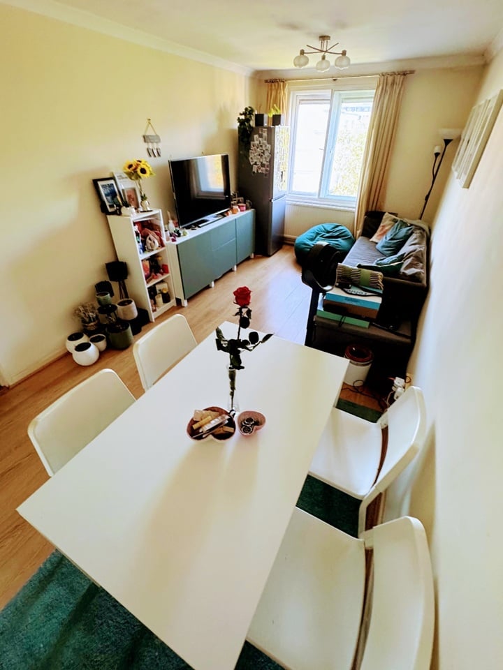 1 Bed Flat, Bishops Bridge Road, W2 photo 2