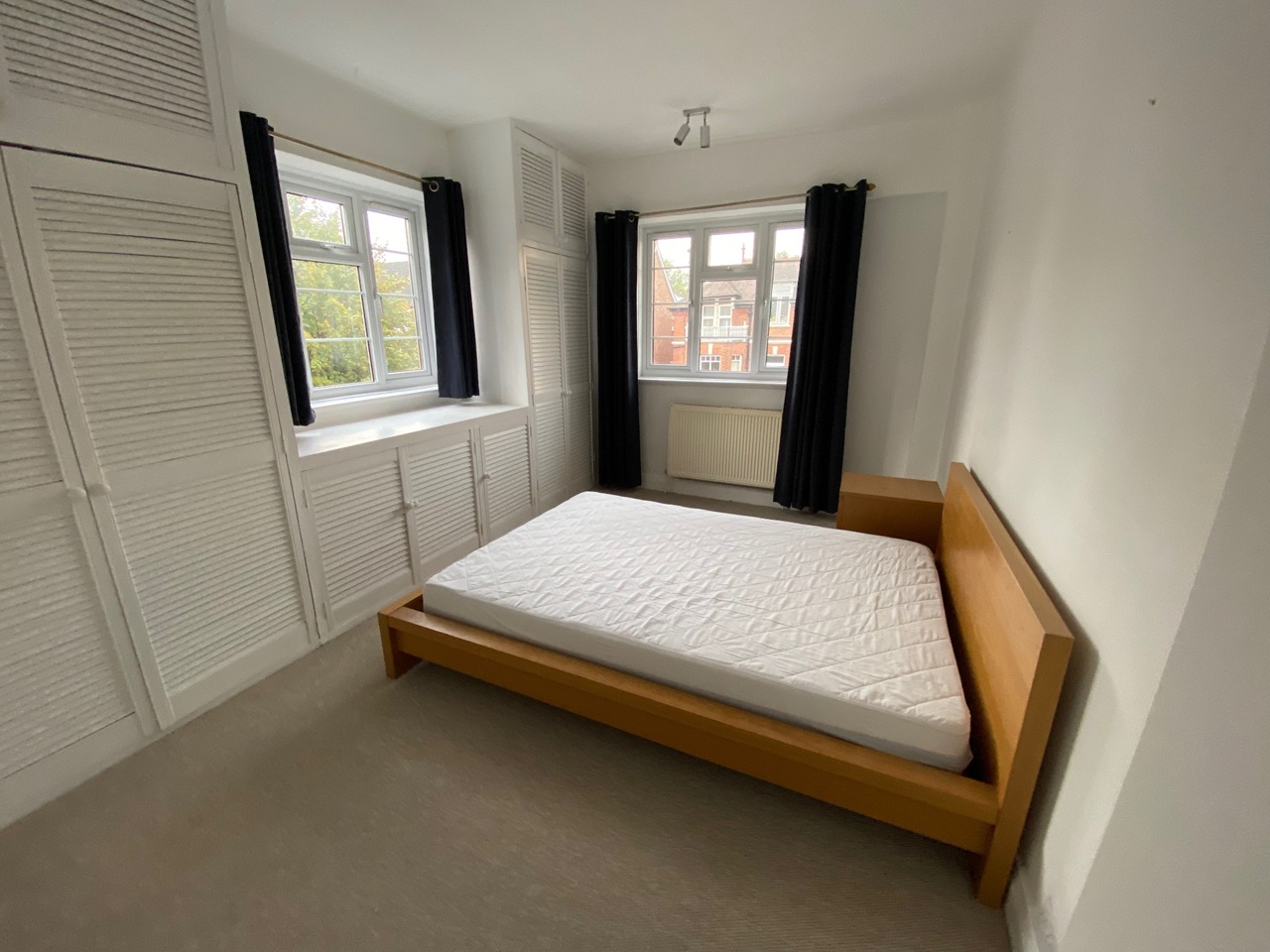 2 Bed Flat, Embassy House, NW6 photo 2