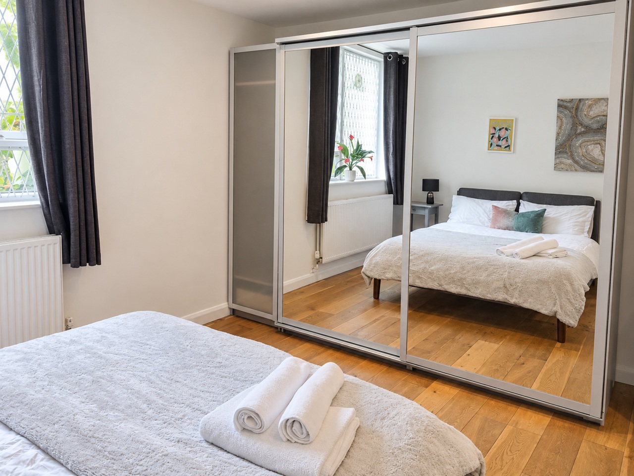 1 Bed Flat, Frognal Lane, NW3