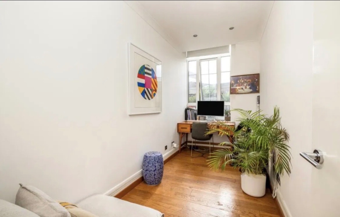 2 Bed Flat, Grange Yard, SE1 photo 3