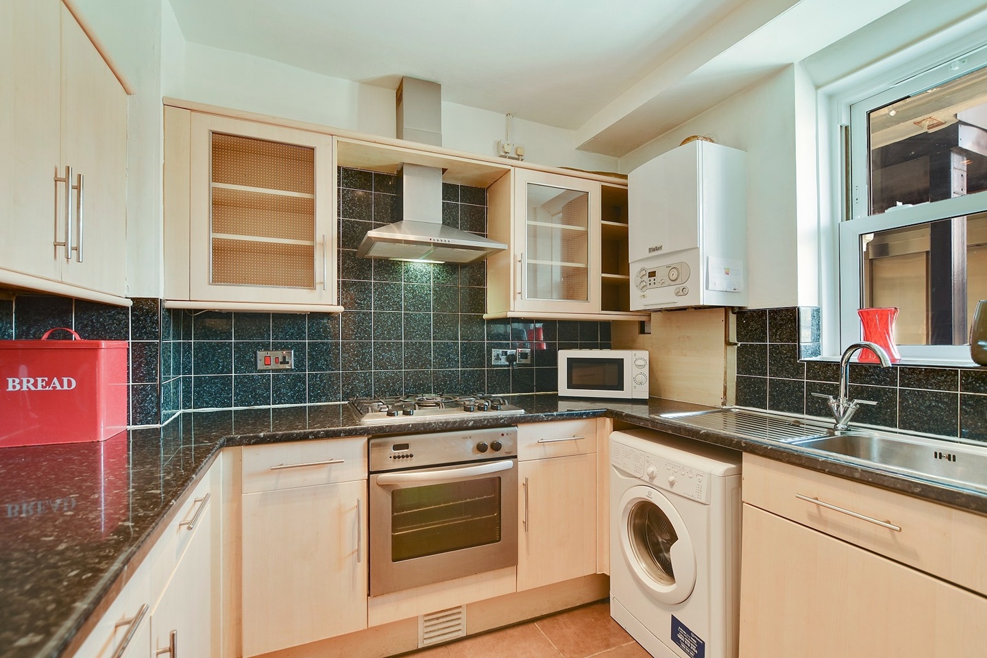 2 Bed Flat, Jacobson House, E1 photo 3