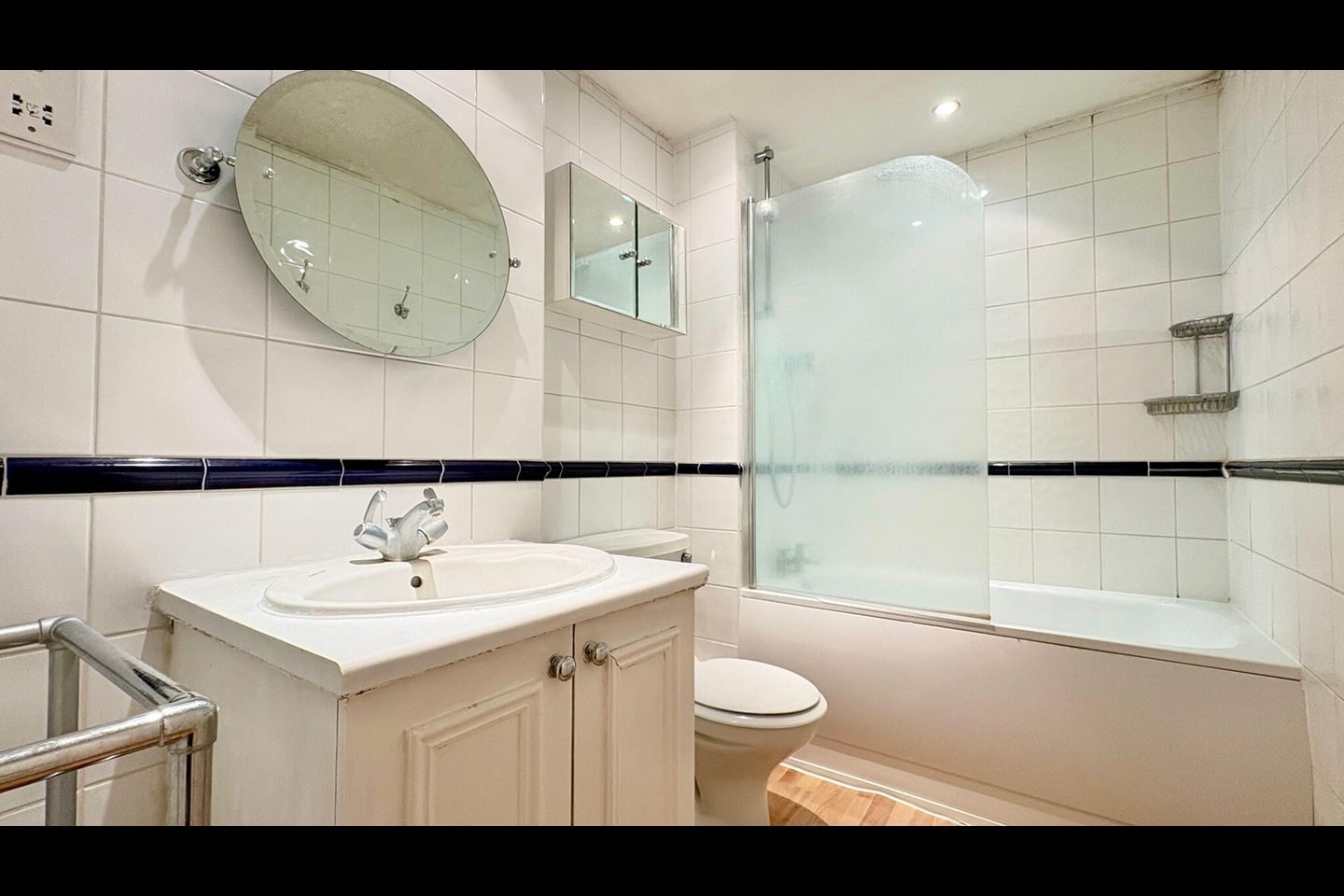 Studio Flat, Palmerston House, W8 photo 5