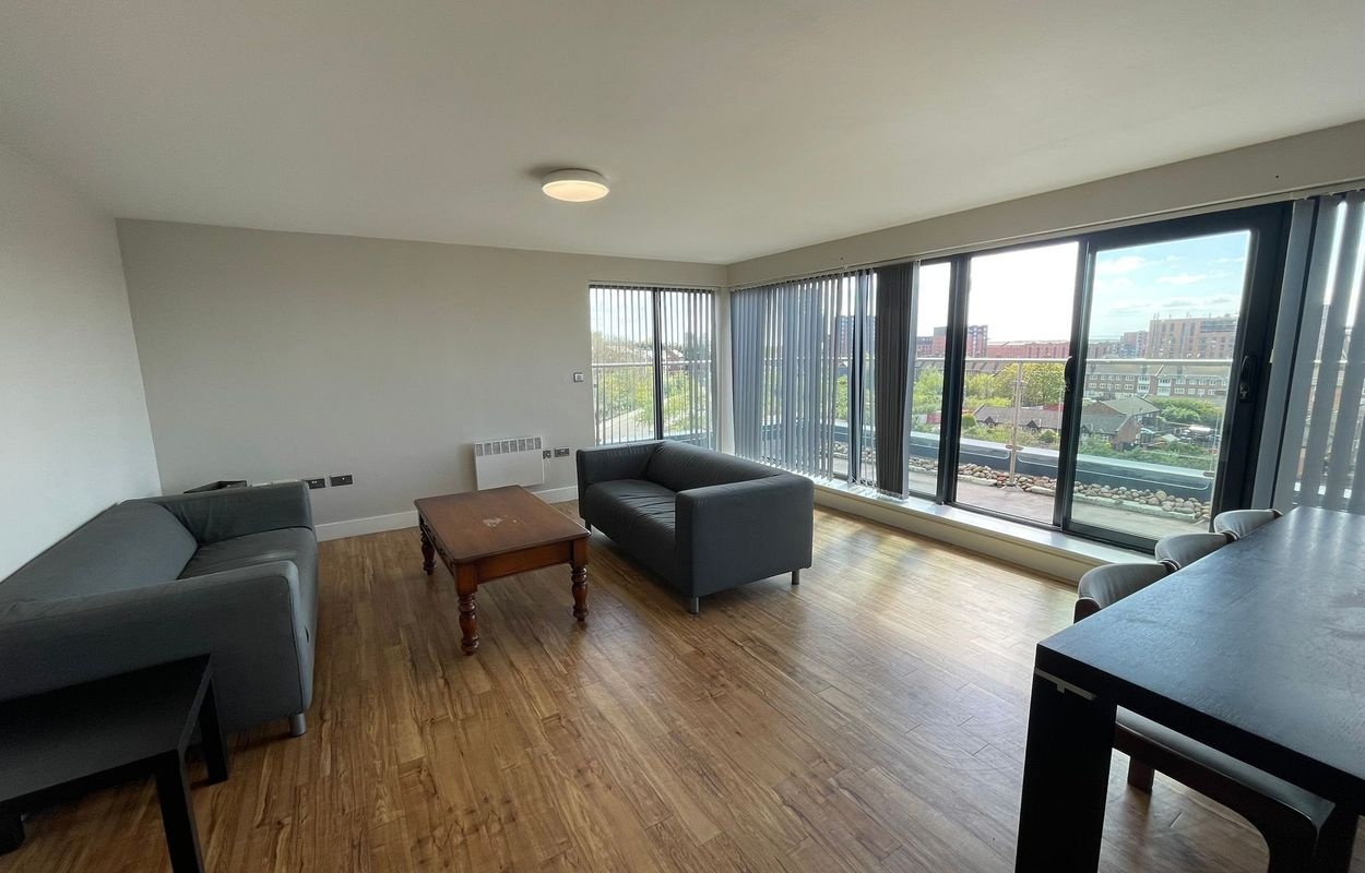 2 Bed Flat, Sankey St, L1 photo 4
