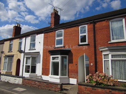 3 Bed Terraced House, Victoria St, LN5