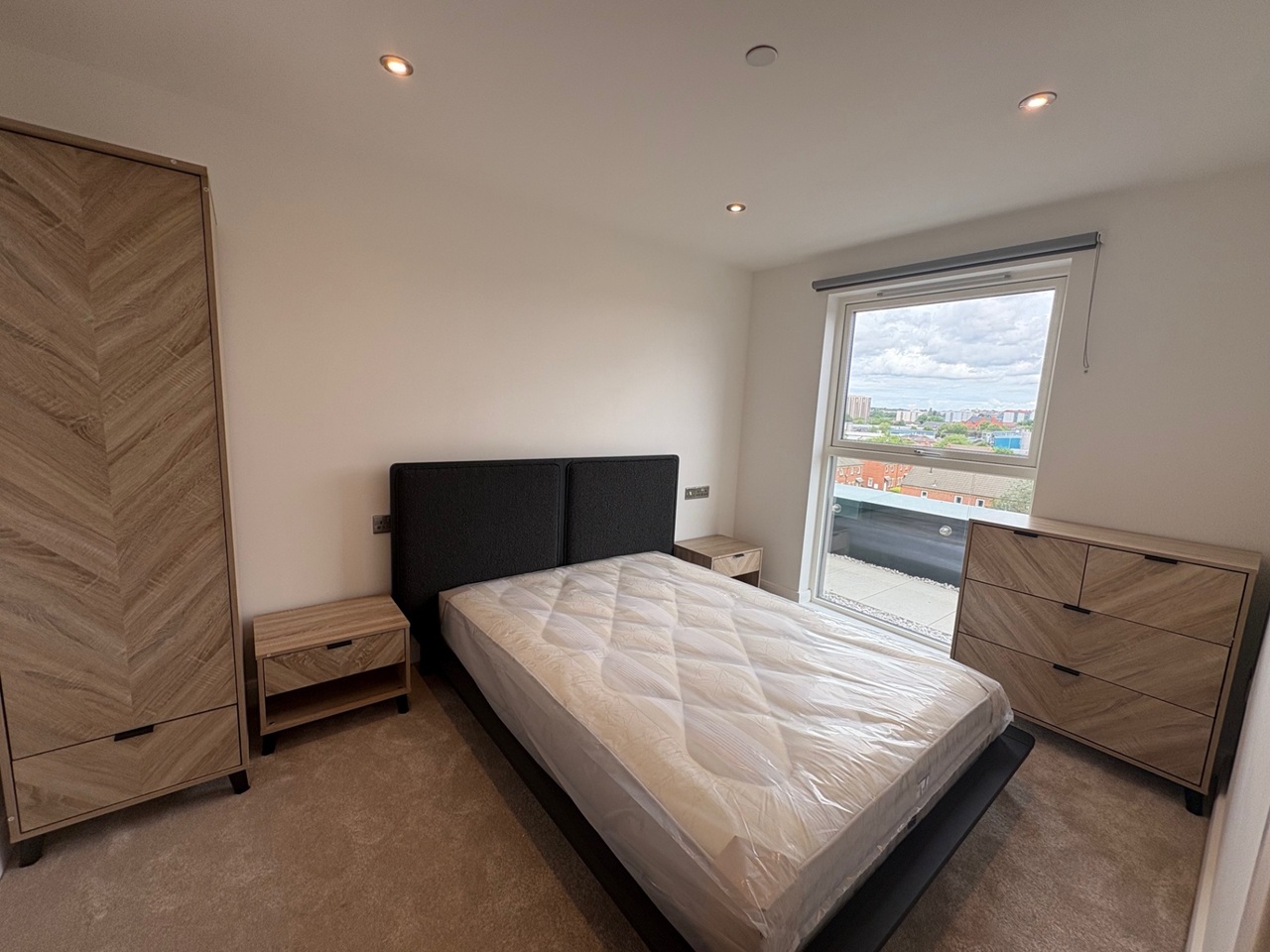1 Bed Flat, The Mount, LS9 photo 5