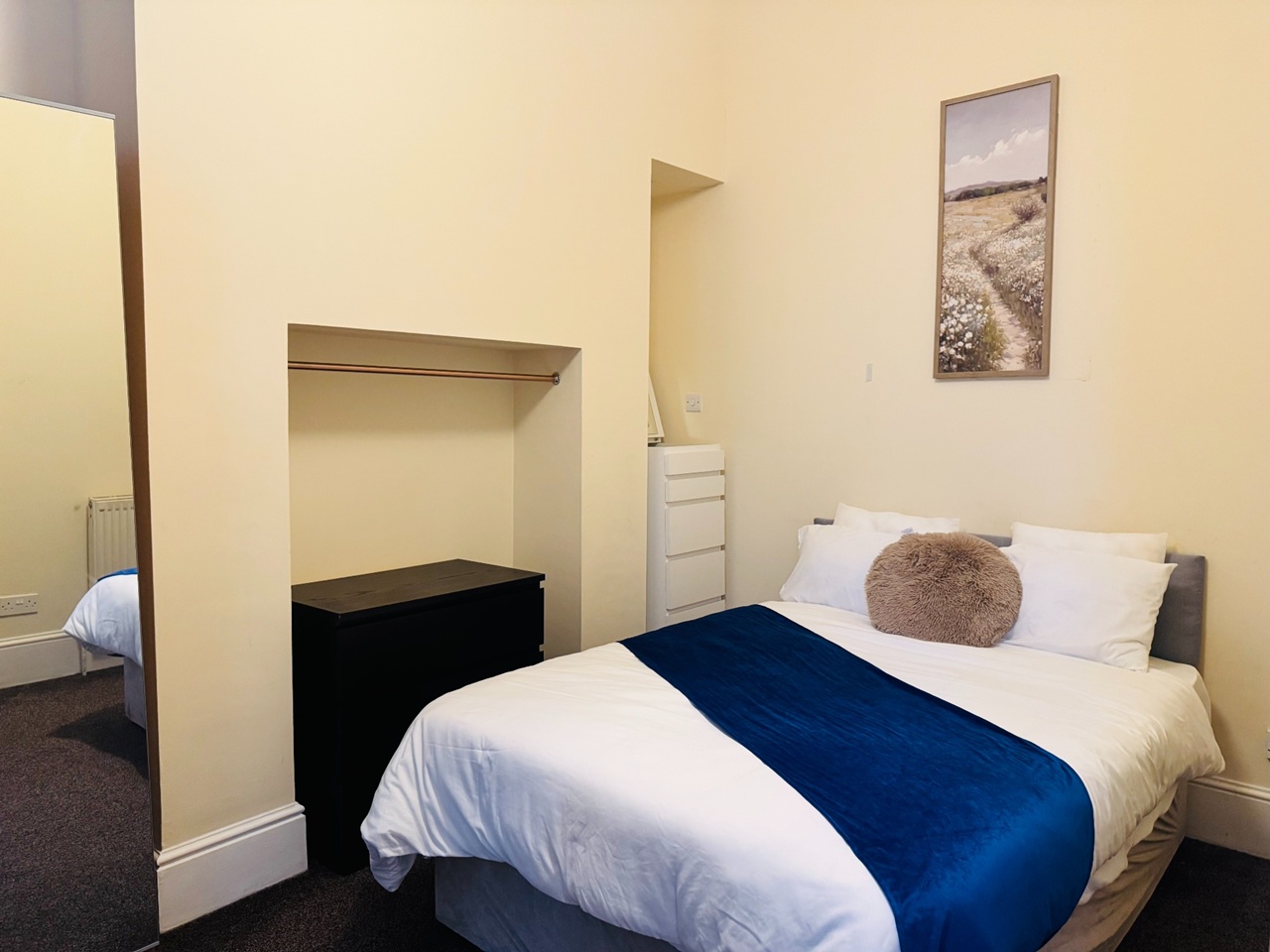 1 Bed Flat, Royal Oak Building, E1 photo 4