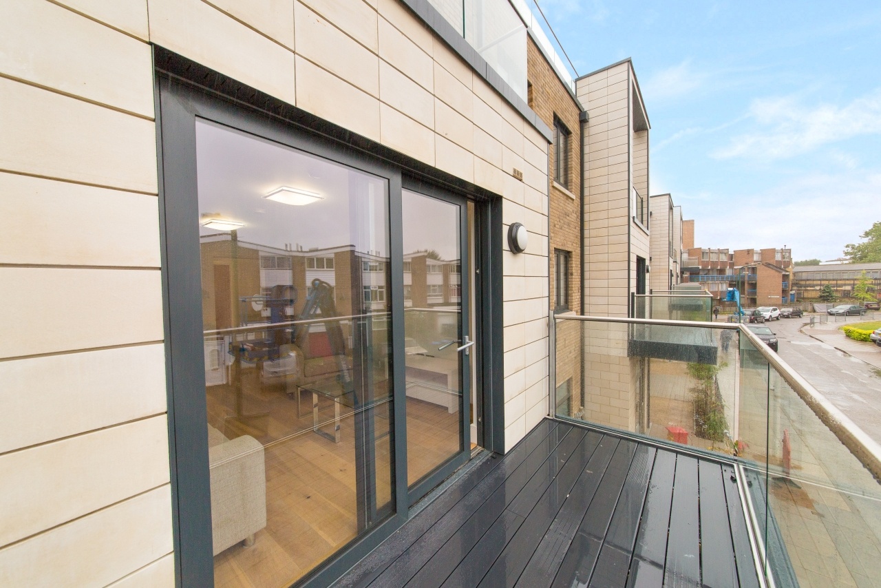 1 Bed Flat, Argo House, NW6 photo 5
