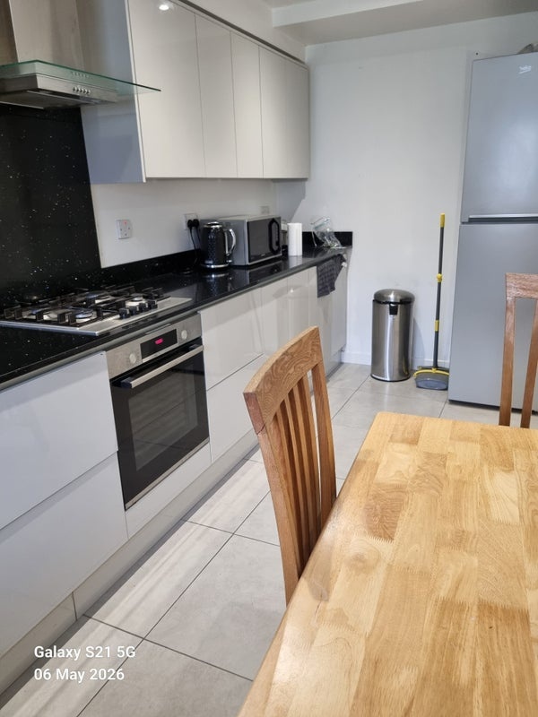 Room in a Shared House, Campkin Road, CB4