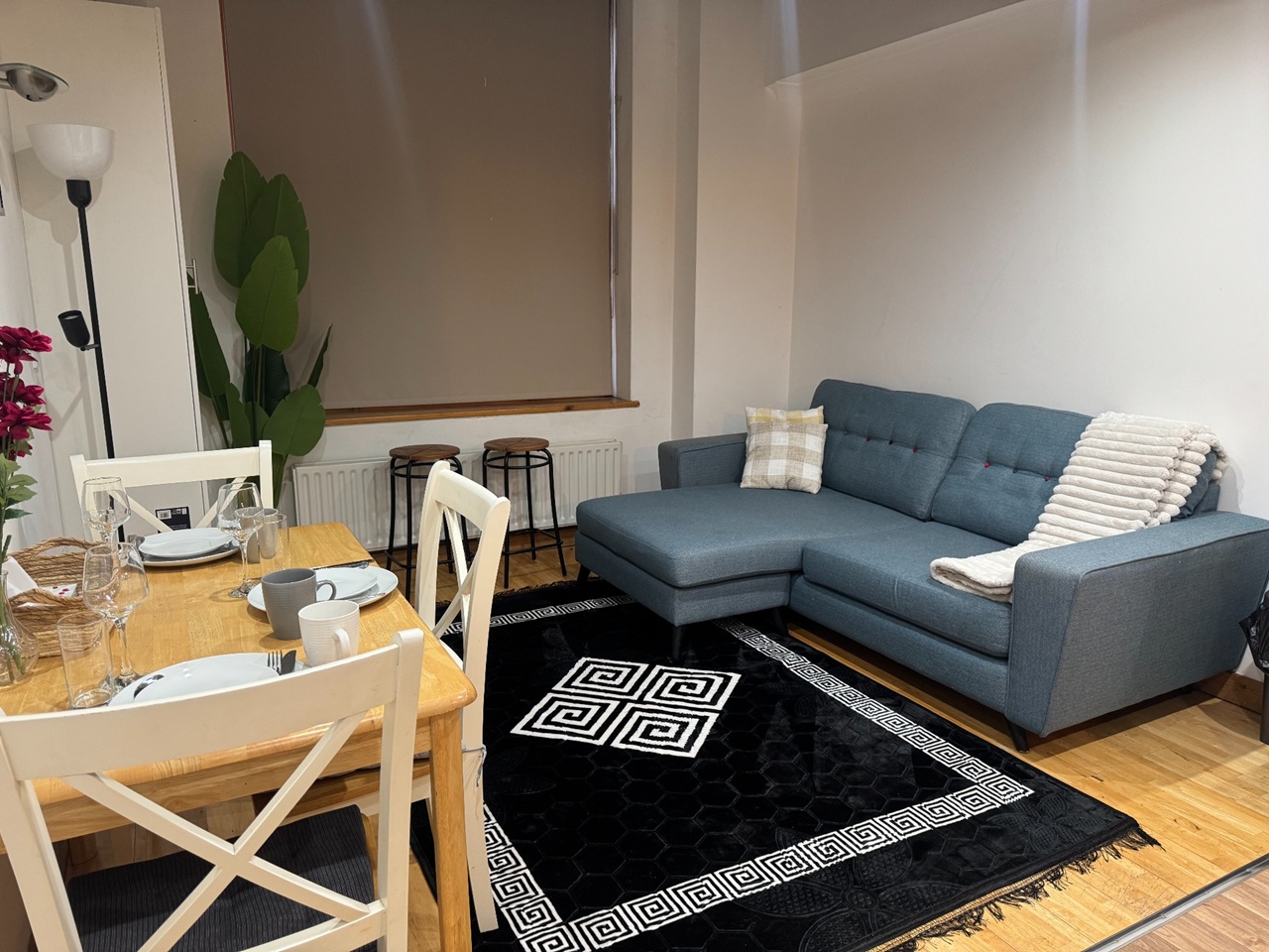 1 Bed Flat, Royal Oak Building, E1 photo 5