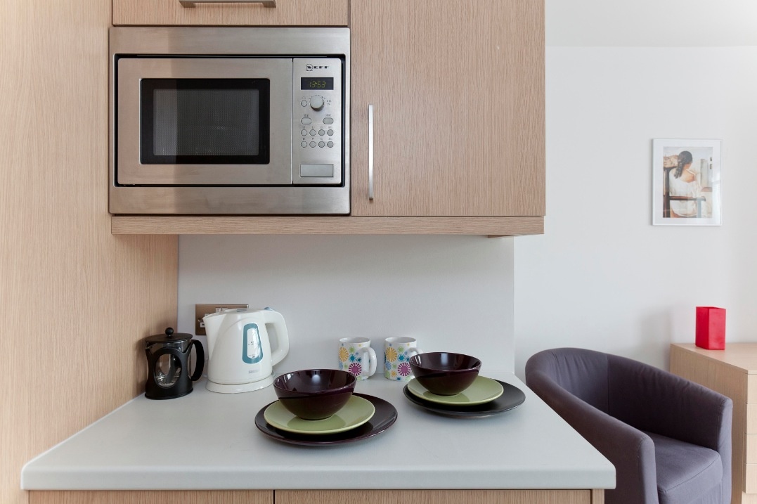 Studio Flat, Finchley Road, NW3