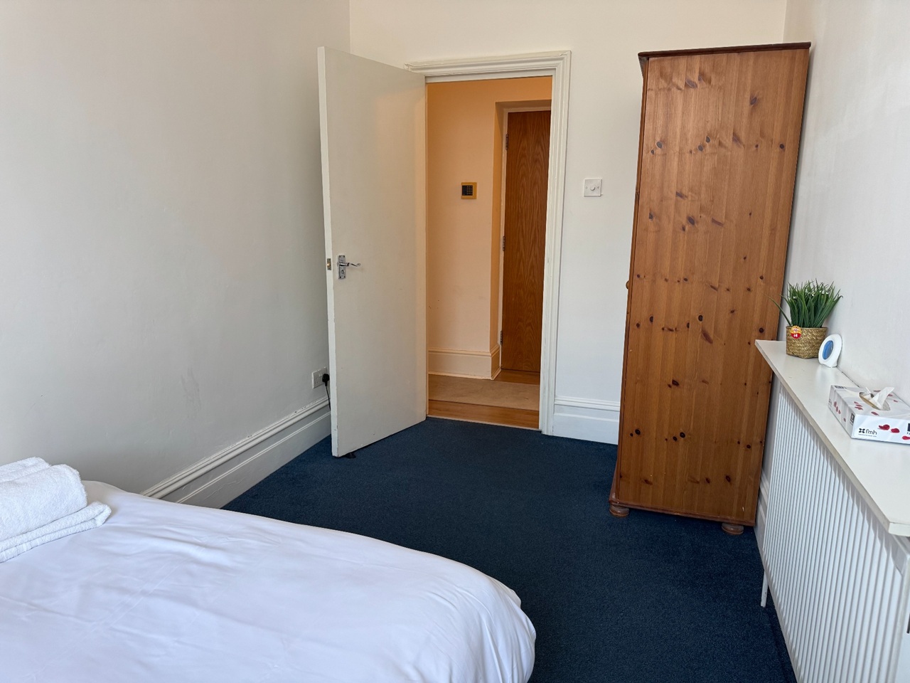 2 Bed Flat, Royal Oak Building, E1 photo 5